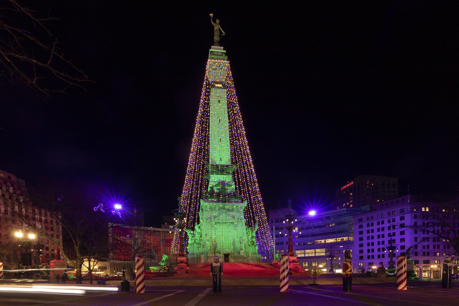 Downtown Indianapolis Christmas 2022 The "World's Largest Christmas Tree" In Indianapolis At Night