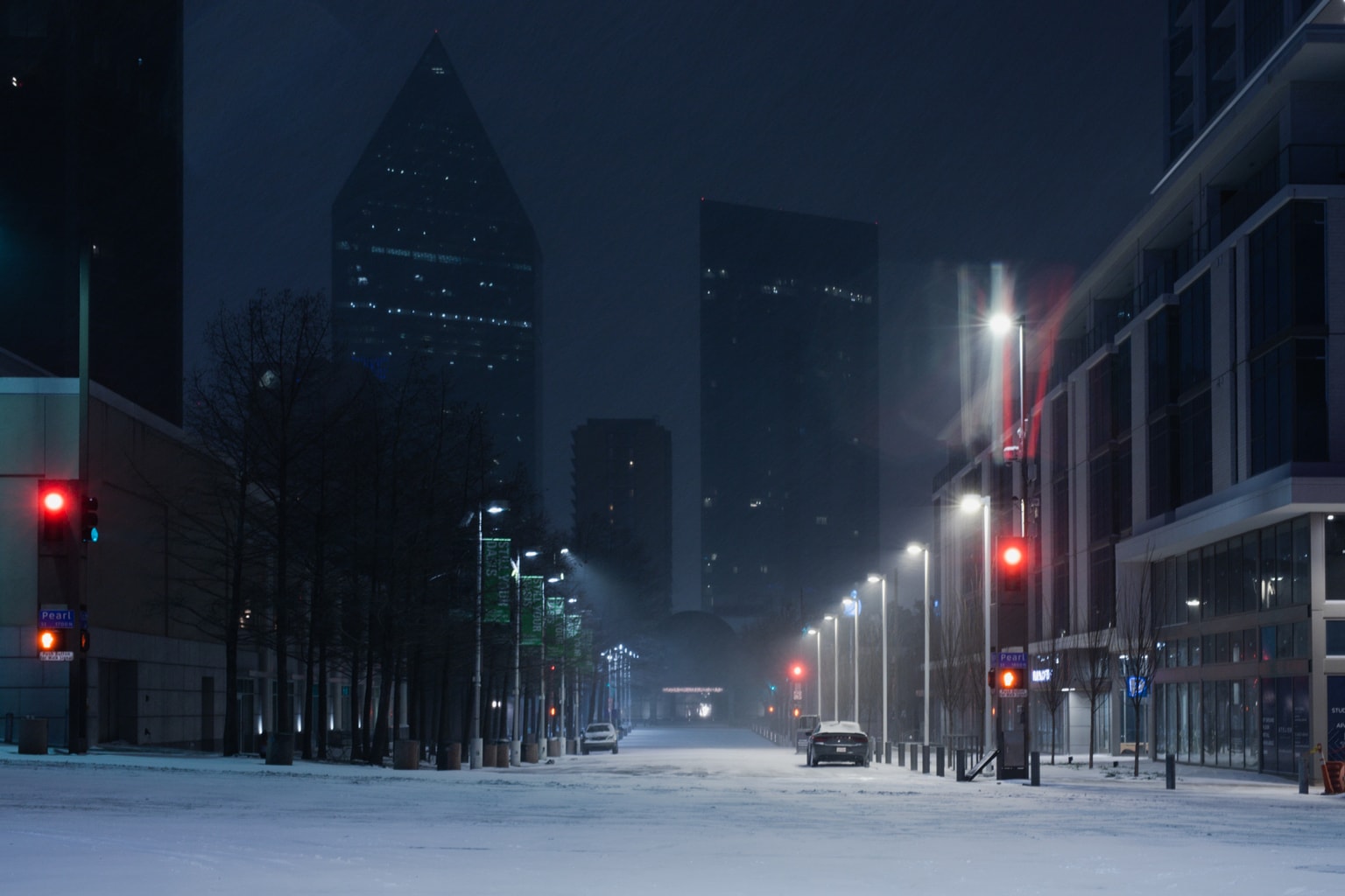 Dallas Snow Storm 2021, Photos Of Downtown And Deep Ellum At Night