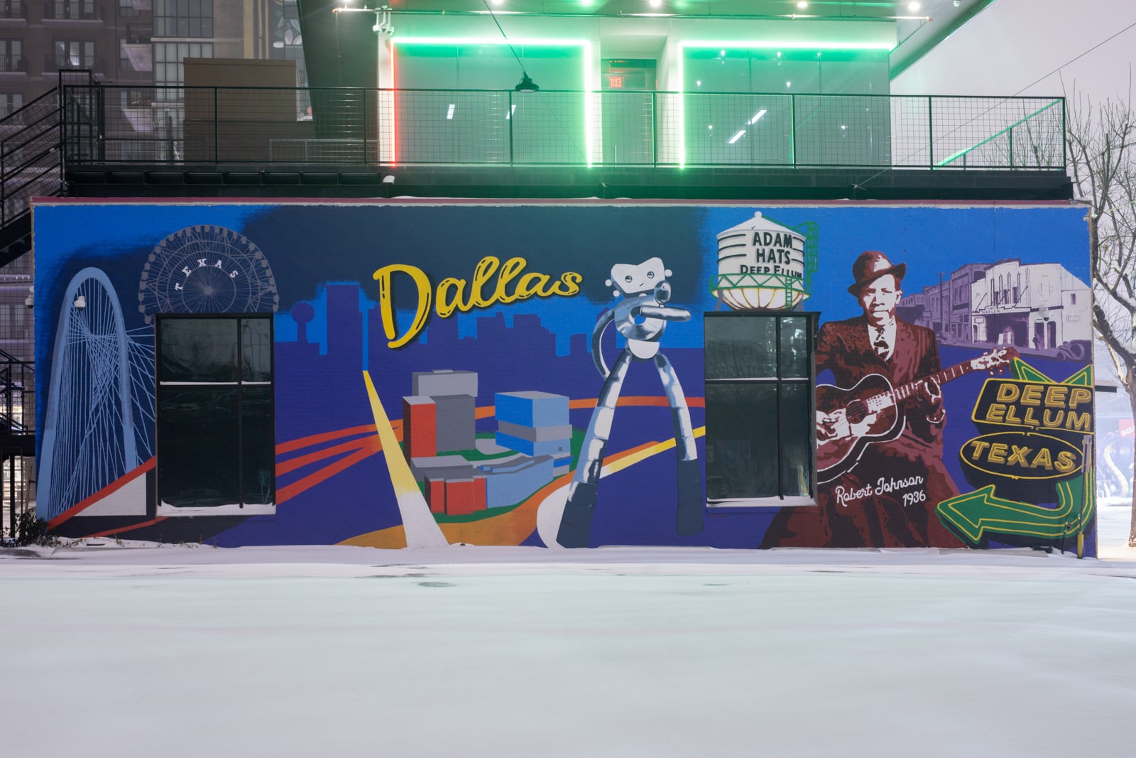 Texas mural by Terry Black's in Deep Ellum