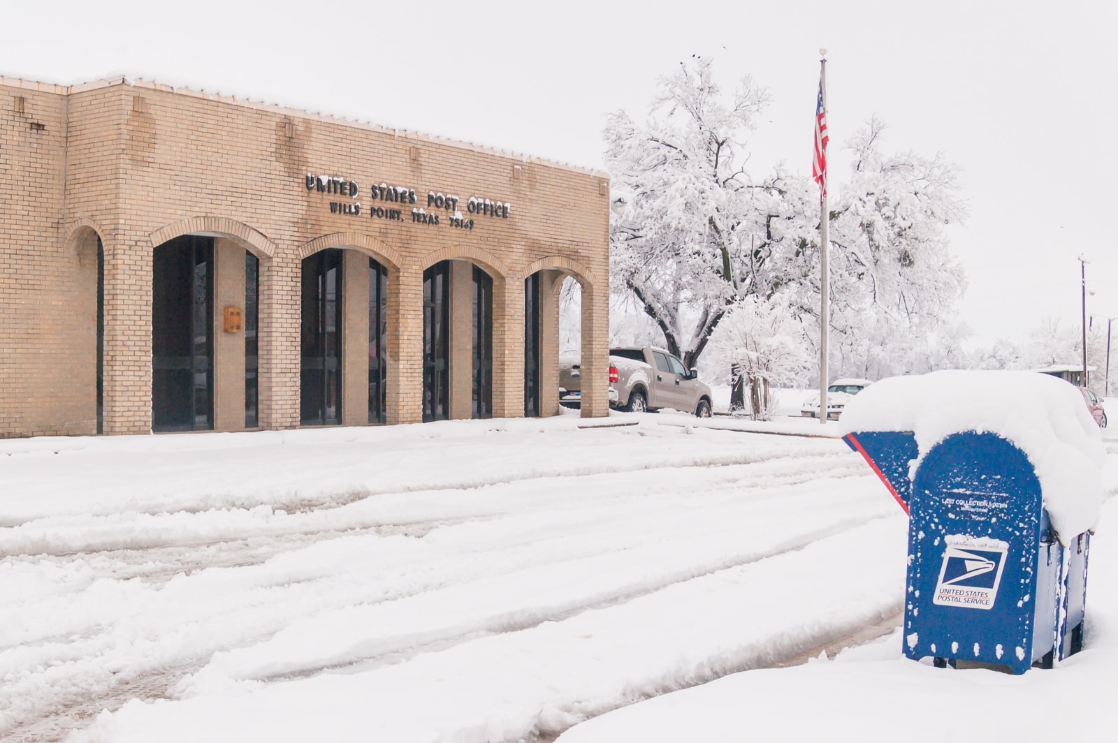 Snow covered US Post office