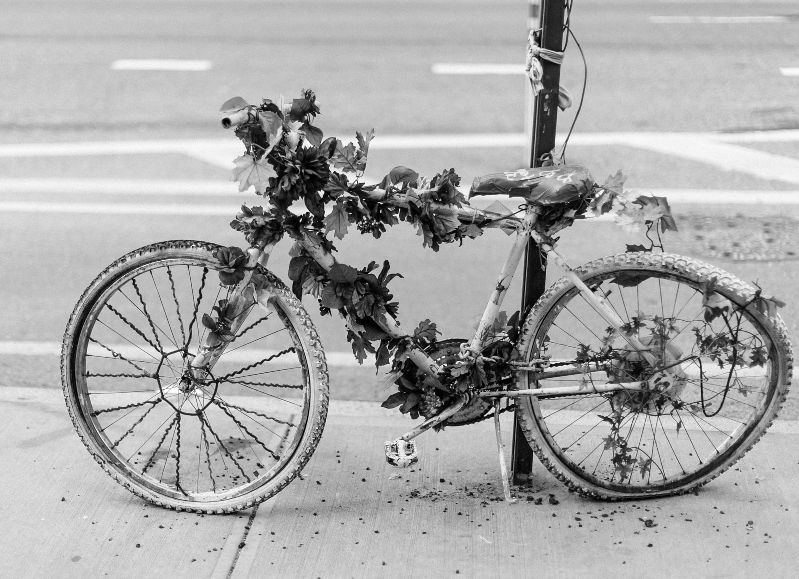 A ghost bike in New York City to honor a cyclist that has died